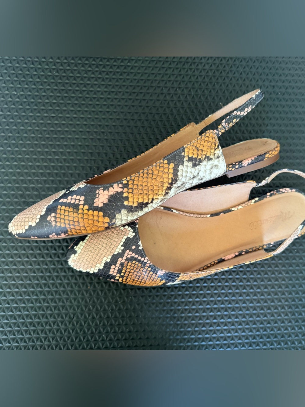 Madewell Women's Snake-Print Slingback Flats in Black and Tan - Picture 2 of 3